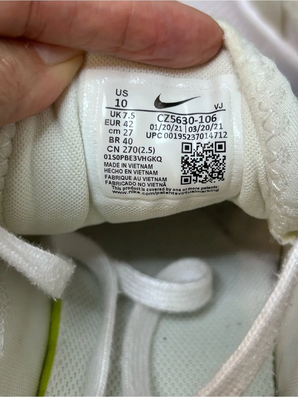 Nike In-Season TR 11 Training Shoes Cream Yellow Sneakers Women’s 10